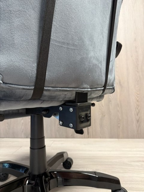 Fotel obrotowy do biurka TITAN GREY ALCANTARA PRO